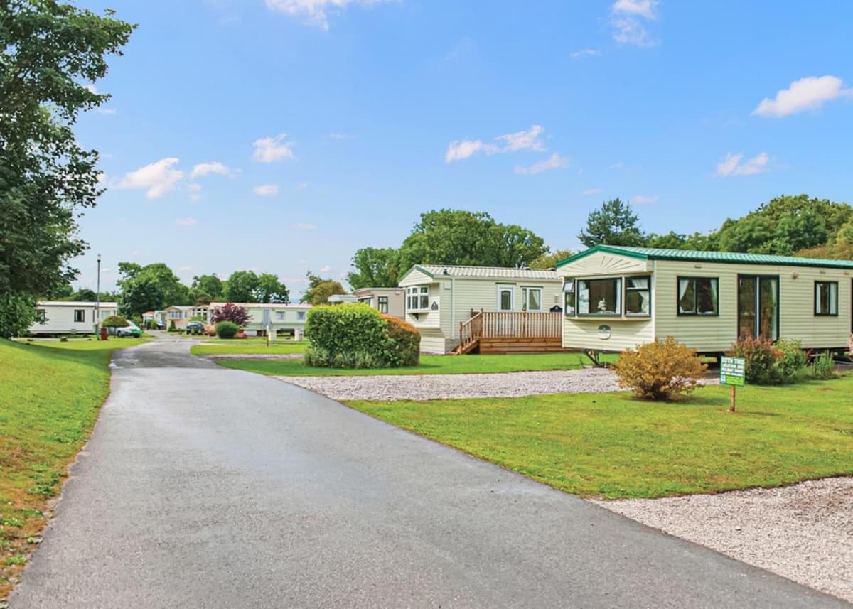 Parc Farm Holiday Park Mold Exterior photo